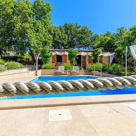 Morena 풀라